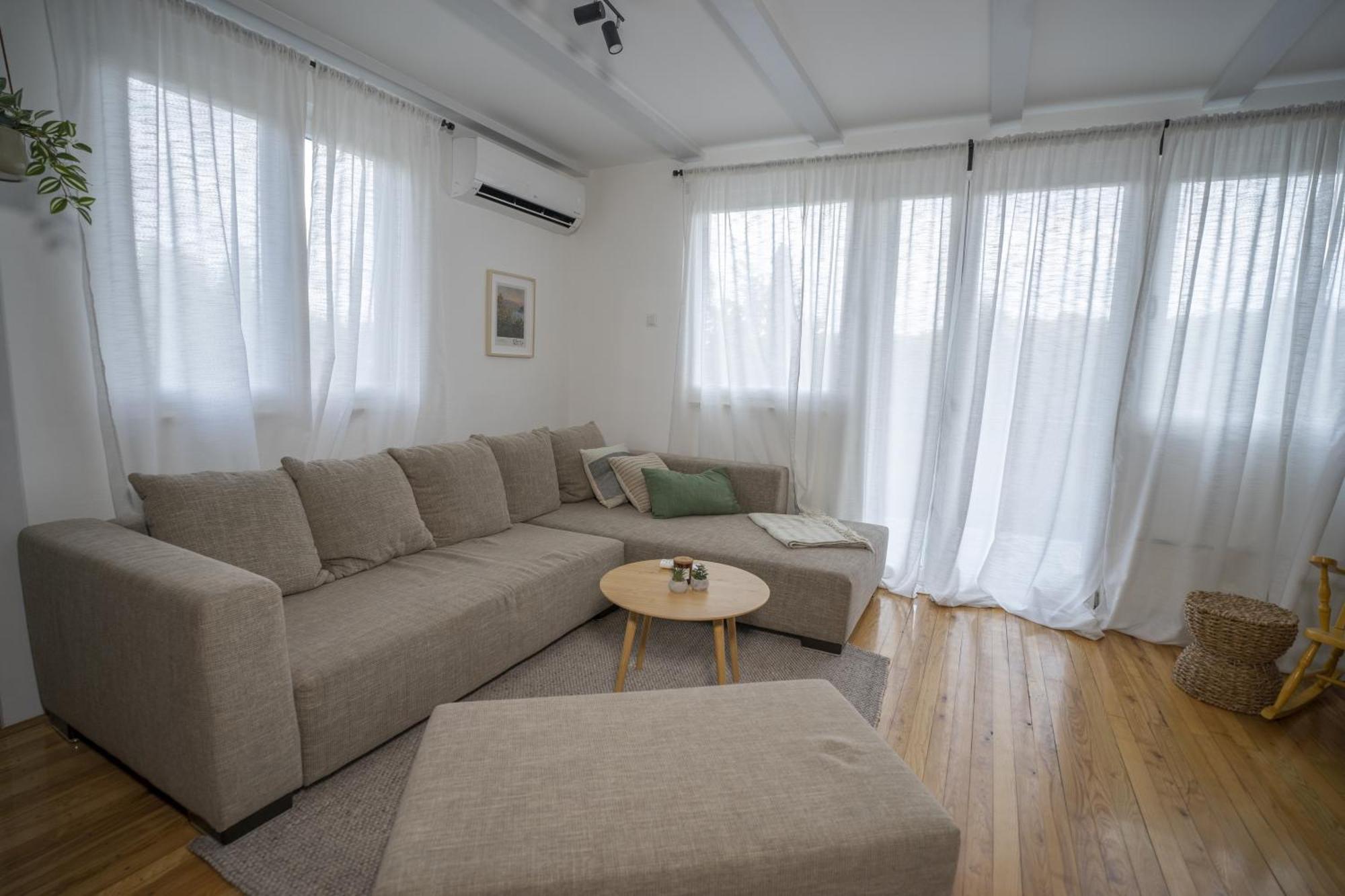 Villa Kuca Za Odmor Casa Huerta Frketic Selo Exterior foto
